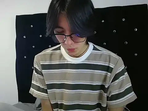 Matti Mendez  online show from July 4, 2026, 4:11 pm