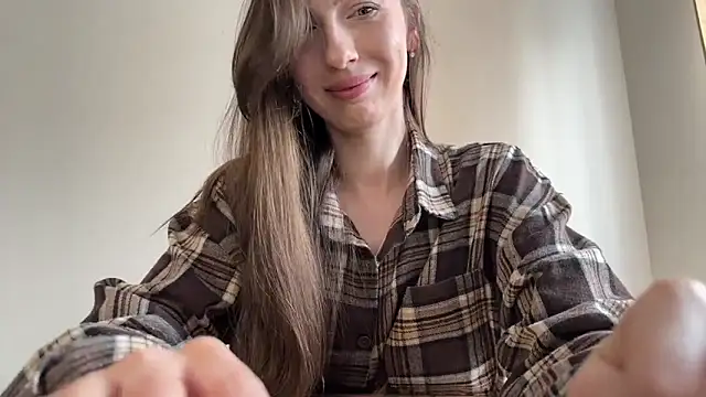 Snapshot of Prettyyy_Angel chatting on April 21, 2026, 10:22 am Prettyyy Angel online show from April 21, 2026, 10:22 am