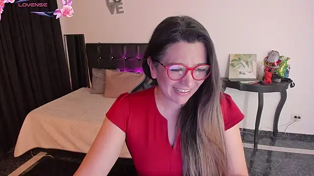 Hanna MA online show from November 25, 2025, 3:23 pm