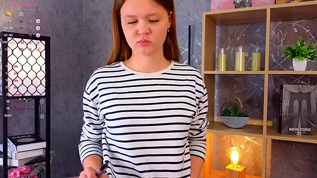 ElenoreReth online show from October 25, 2025, 1:49 am