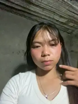 Snapshot of Suki_babyy chatting on May 21, 2026, 3:53 pm Suki babyy online show from May 21, 2026, 3:53 pm