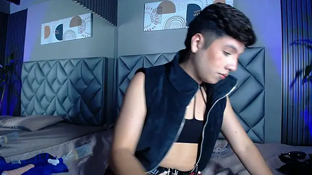 Ellis-Brown online show from October 22, 2025, 4:34 am