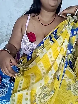 Queen Meena online show from November 10, 2025, 5:56 am