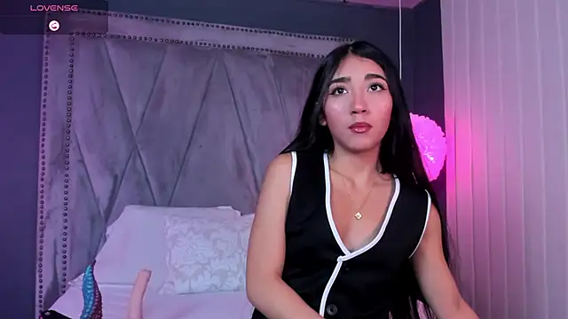 Snapshot of Mariana_Kalo chatting on November 21, 2025, 11:20 am Mariana Kalo online show from November 21, 2025, 11:20 am