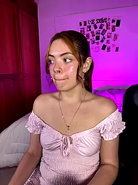 Bleer Rousse online show from October 30, 2025, 5:43 pm