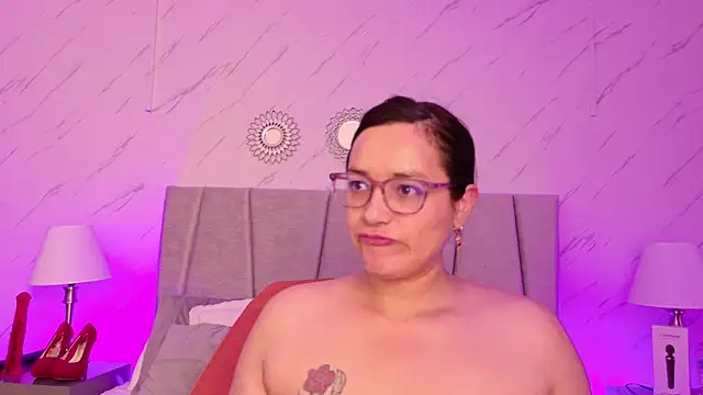 Michell Monet online show from May 30, 2026, 11:49 am
