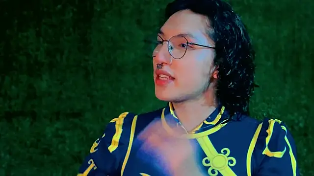 Snapshot of -BlueOpal- chatting on October 2, 2025, 5:49 pm -BlueOpal- online show from October 2, 2025, 5:49 pm