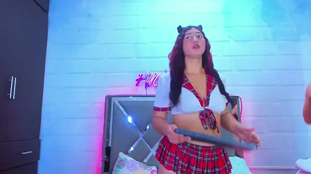 Snapshot of Shaina_Monroe chatting on November 30, 2025, 6:30 pm Shaina Monroe online show from November 30, 2025, 6:30 pm