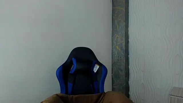 lala clark online show from February 7, 2026, 8:17 pm