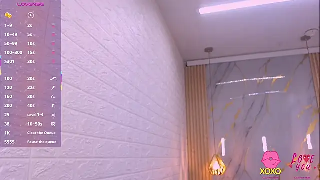 kat 96  online show from November 17, 2025, 6:01 pm