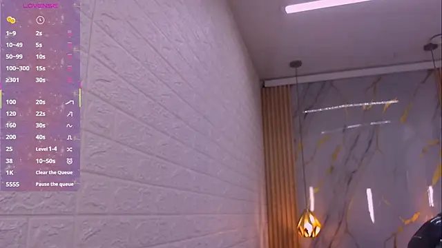 kat 96  online show from December 20, 2025, 8:12 pm