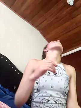 Snapshot of zakura_Haruno chatting on February 15, 2026, 7:02 pm zakura Haruno online show from February 15, 2026, 7:02 pm