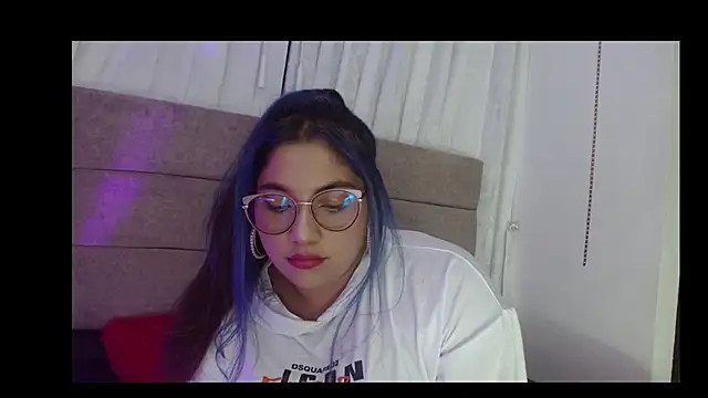 Snapshot of SalomeHotty chatting on October 2, 2025, 9:40 pm SalomeHotty online show from October 2, 2025, 9:40 pm