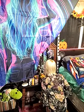 blondebarbiebae online show from November 20, 2025, 10:20 pm