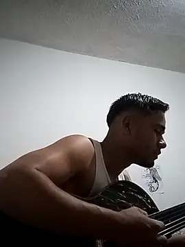 Snapshot of elmordelon14 chatting on November 8, 2025, 12:58 am elmordelon14 online show from November 8, 2025, 12:58 am