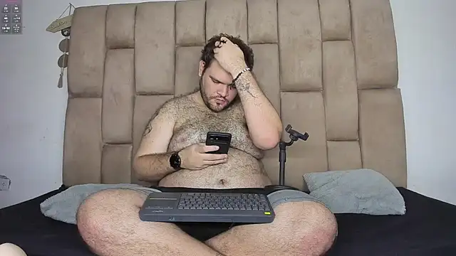big bearr online show from May 30, 2026, 4:52 am