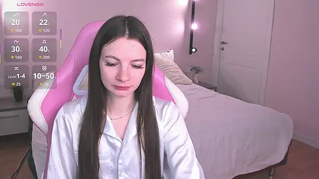 Alic Fox online show from October 8, 2025, 12:56 am