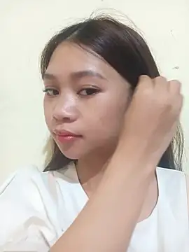 Mayy1 online show from October 28, 2025, 11:58 pm