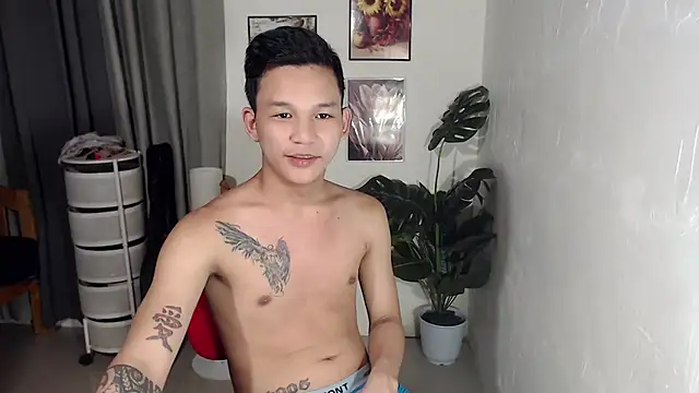 Snapshot of asianmonstercock05 chatting on October 23, 2025, 7:12 pm asianmonstercock05 online show from October 23, 2025, 7:12 pm