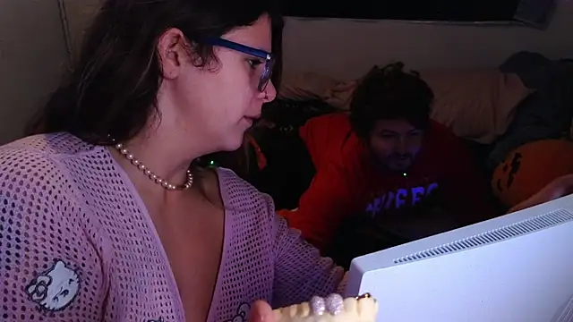 xofrankiefinexo online show from October 21, 2025, 12:00 am