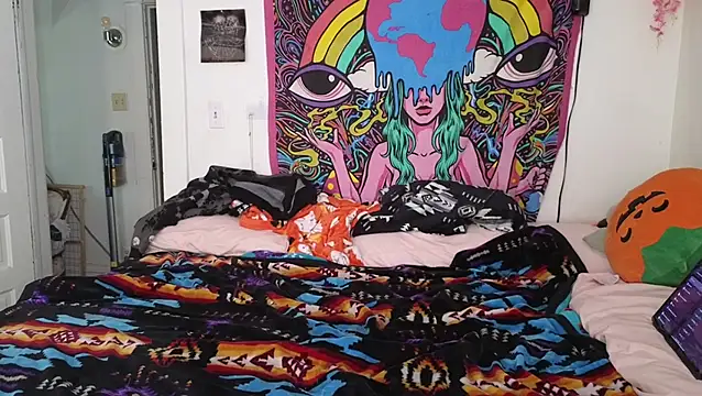 xofrankiefinexo online show from October 5, 2025, 6:09 pm