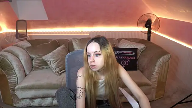 Snapshot of Luchi_Sun chatting on November 26, 2025, 11:10 am Luchi Sun online show from November 26, 2025, 11:10 am