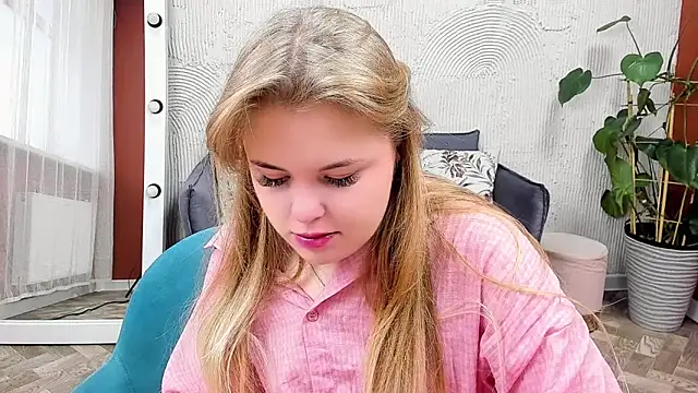 Melissa 199 online show from November 27, 2025, 9:10 am