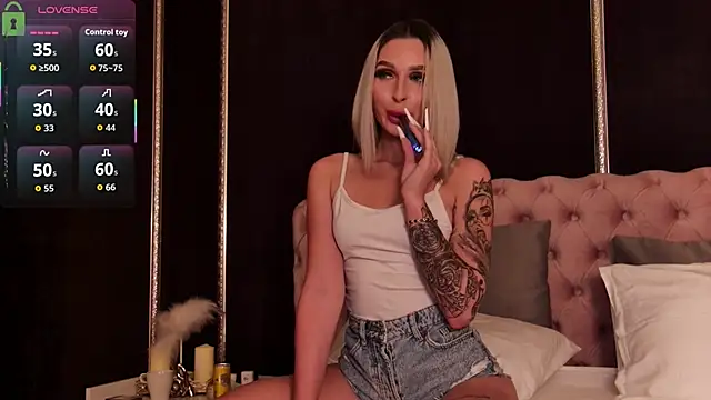 AriannaLure online show from October 9, 2025, 6:19 pm