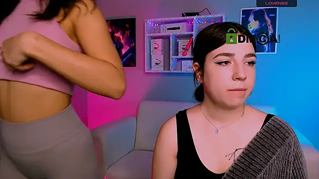 Snapshot of justcamila_ chatting on October 16, 2025, 11:51 am justcamila online show from October 16, 2025, 11:51 am