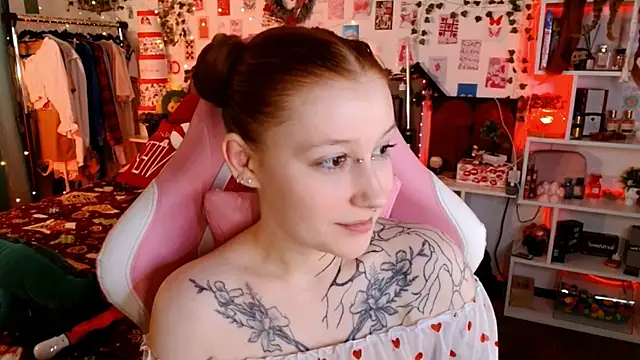 Ayla Hicks online show from January 11, 2026, 8:27 pm