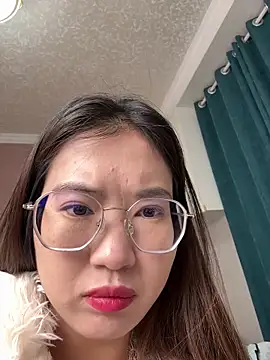 redrose520 online show from November 12, 2025, 1:59 pm