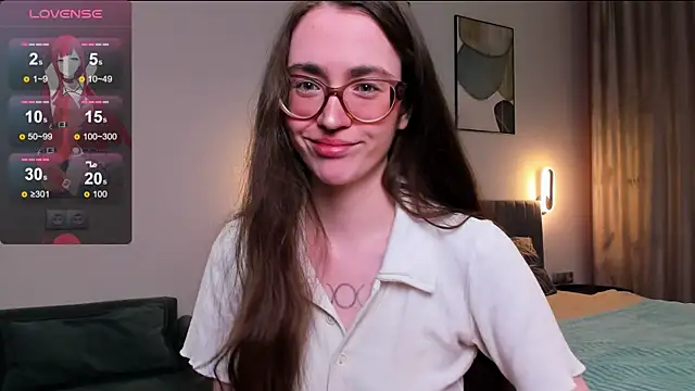 Snapshot of bellacatlovesmeat chatting on October 1, 2025, 6:34 pm bellacatlovesmeat online show from October 1, 2025, 6:34 pm