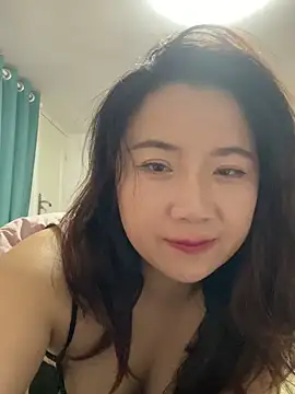 Momo-9988 online show from October 27, 2025, 3:57 pm