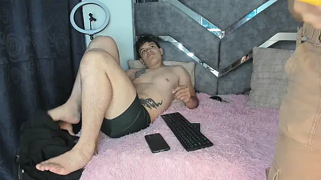 Cream Jock online show from November 15, 2025, 6:23 pm