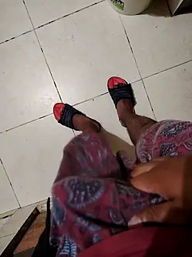 Snapshot of Gigolo31per31 chatting on October 15, 2025, 11:40 am Gigolo31per31 online show from October 15, 2025, 11:40 am