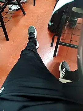 Snapshot of Gigolo31per31 chatting on October 14, 2025, 5:57 pm Gigolo31per31 online show from October 14, 2025, 5:57 pm