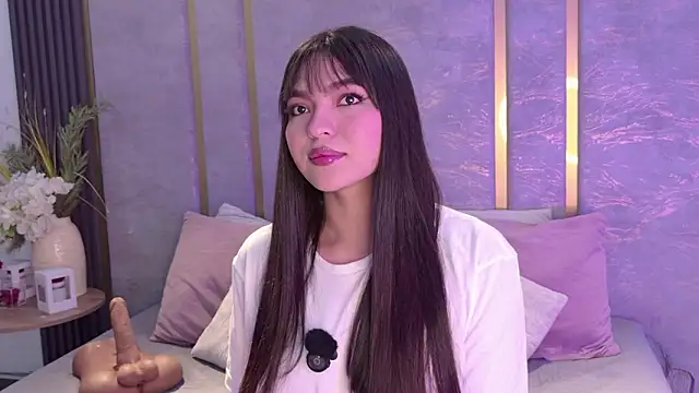 Samantha Hans online show from March 2, 2026, 8:49 pm