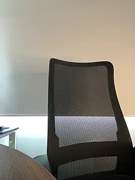 Samantha Hans online show from February 3, 2026, 8:25 pm