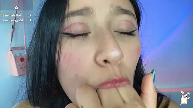 Hinata 21  online show from November 3, 2025, 9:07 pm