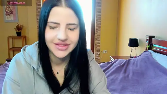 Malibu J online show from October 27, 2025, 7:20 am