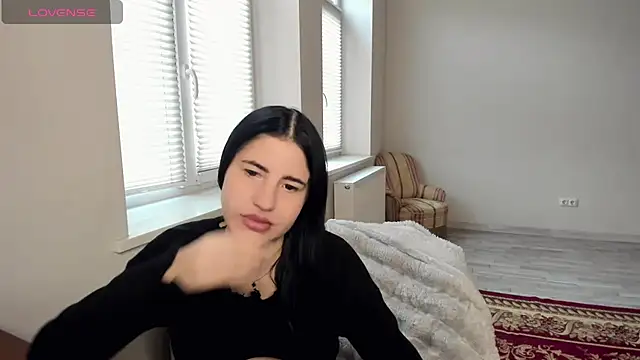 Malibu J online show from December 2, 2025, 8:27 am