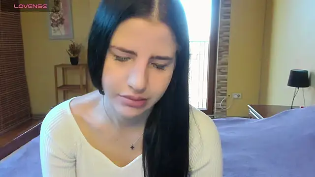 Malibu J online show from November 1, 2025, 10:53 am