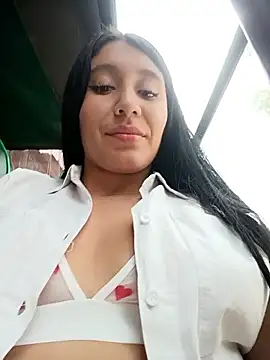 Snapshot of __Antonella chatting on October 17, 2025, 3:25 pm Antonella online show from October 17, 2025, 3:25 pm