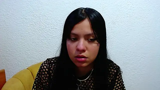 Snapshot of Atenea_nyx chatting on October 4, 2025, 12:01 am Atenea nyx online show from October 4, 2025, 12:01 am