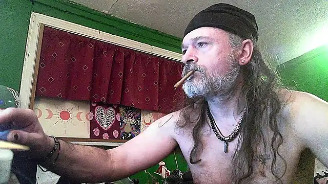 Snapshot of HippieDad333 chatting on March 23, 2026, 3:50 am HippieDad333 online show from March 23, 2026, 3:50 am