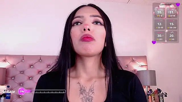 Liv20  online show from December 2, 2025, 4:58 am