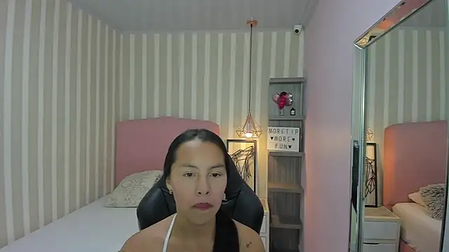 Snapshot of SAMANTHABENET chatting on November 6, 2025, 7:18 pm SAMANTHABENET online show from November 6, 2025, 7:18 pm