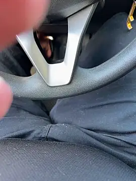 herinhos38 online show from February 18, 2026, 12:01 pm