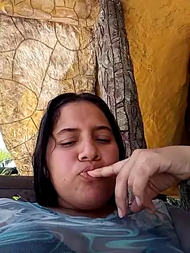Snapshot of estrella12so chatting on September 28, 2025, 3:52 pm estrella12so online show from September 28, 2025, 3:52 pm
