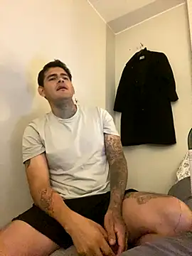 Snapshot of roa_alee chatting on November 22, 2025, 3:38 am roa alee online show from November 22, 2025, 3:38 am